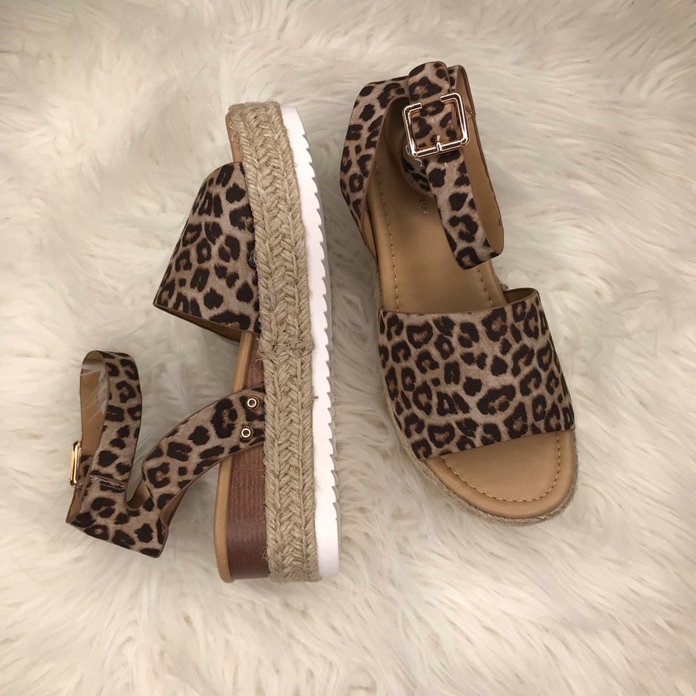 ALMOST GONE Esme Leopard Print Platform Espadrille - Picture 2 of 7